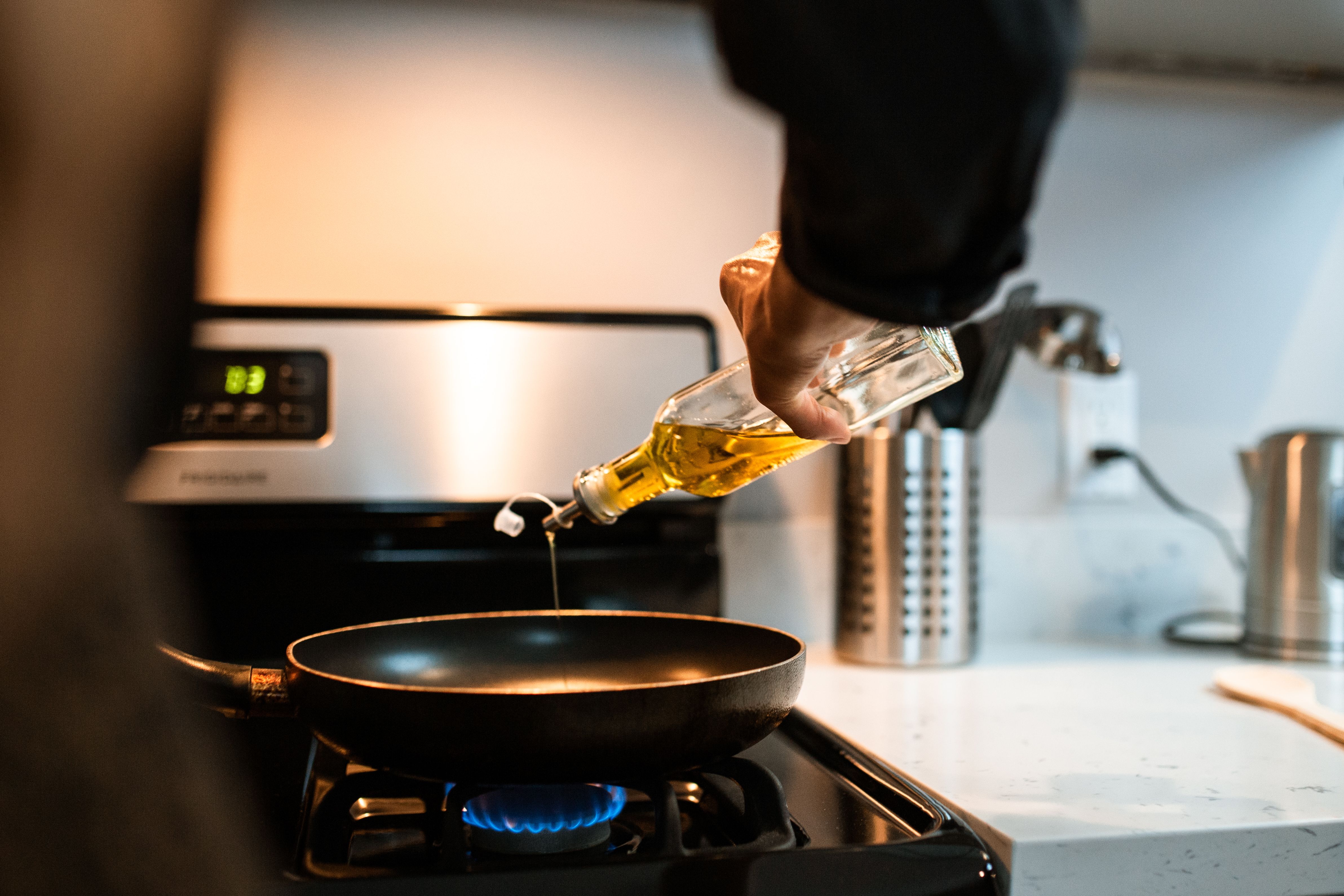 Rethinking Omega-6s: What New Research Says About Linoleic Acid and Body Composition