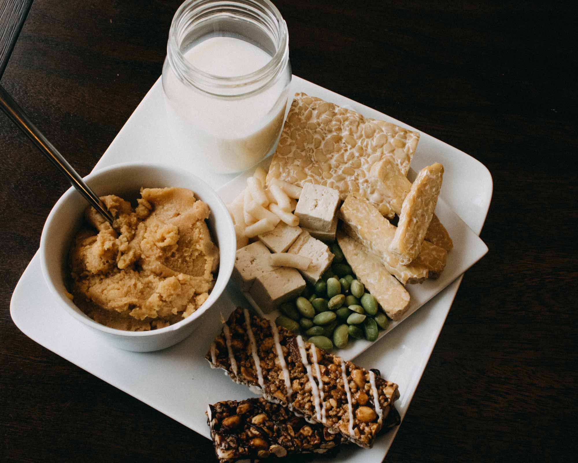 SOY OIL, PROTEIN AND HUMAN HEALTH